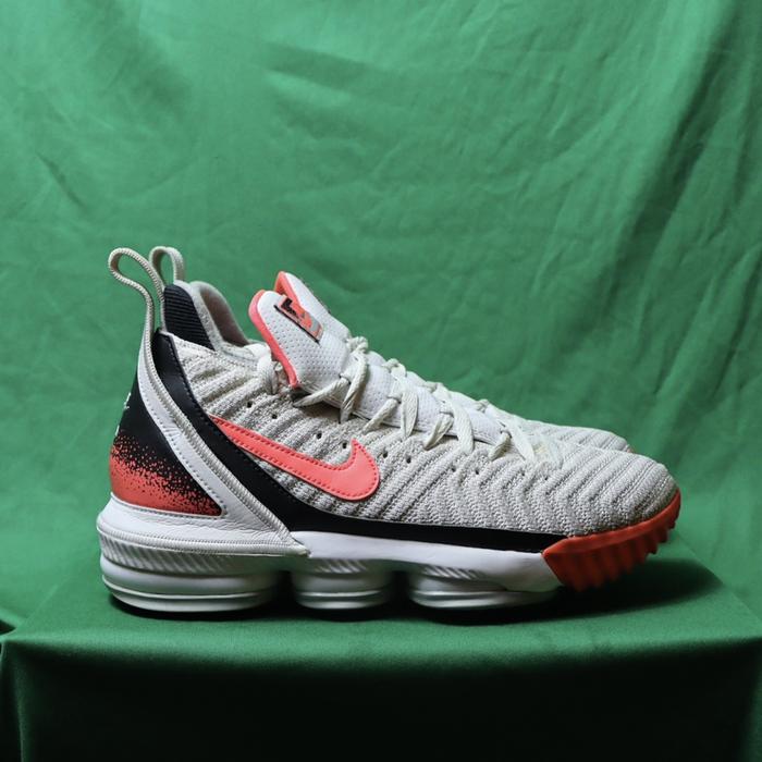 Nike Lebron Hot Lava White Second Hand Original