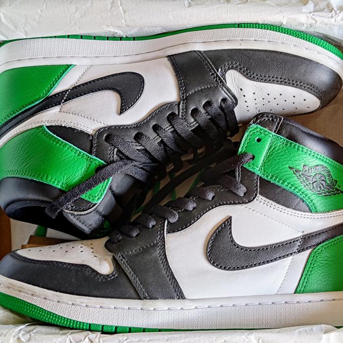 Nike Air Jordan High Lucky Green Used Size 43 Atau 95 Pemakaian Pribadi
