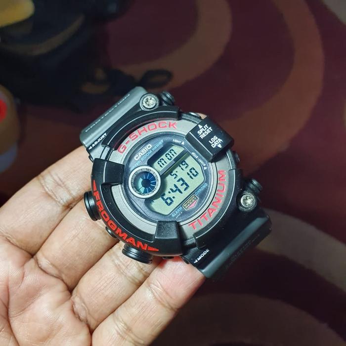 フロッグマン G-SHOCK DW-8200 CASIO G-SHOCK DW-8200 チタン グレー