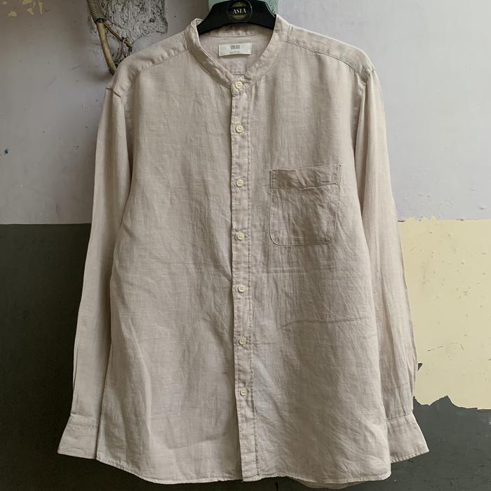 Gambar Kemeja linen kerah Shanghai Uniqlo lengan panjang preloved SHB.161 dari 59secondthrift undefined Tokopedia