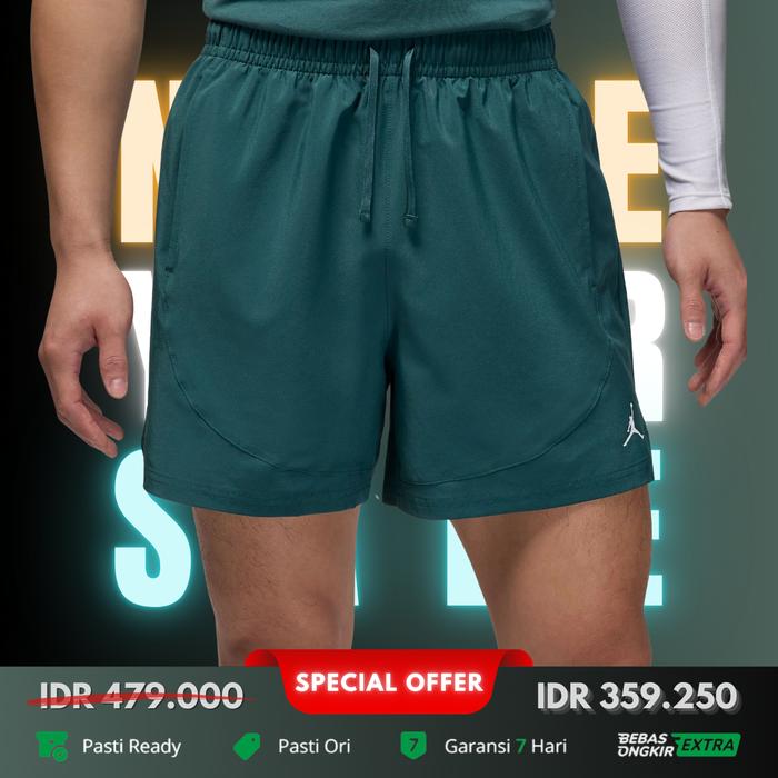 Celana Pendek Sportswear Woven Shorts Nike Celana Sportswear