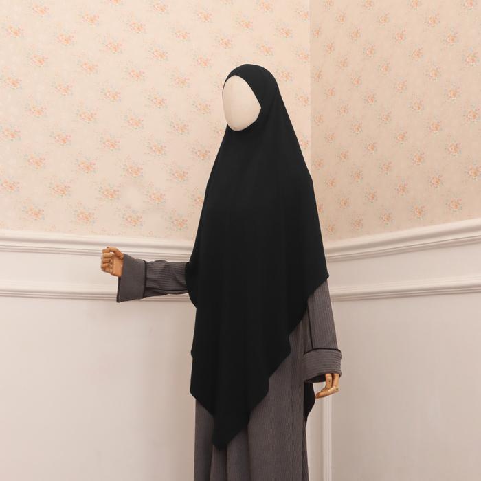 Gambar Nusseyba Hana Khiban Bahan Jersey Ity Khimar Bandana Syari Muslimah Khimar Haji dan Umroh - Black dari NusseybaID undefined Tokopedia