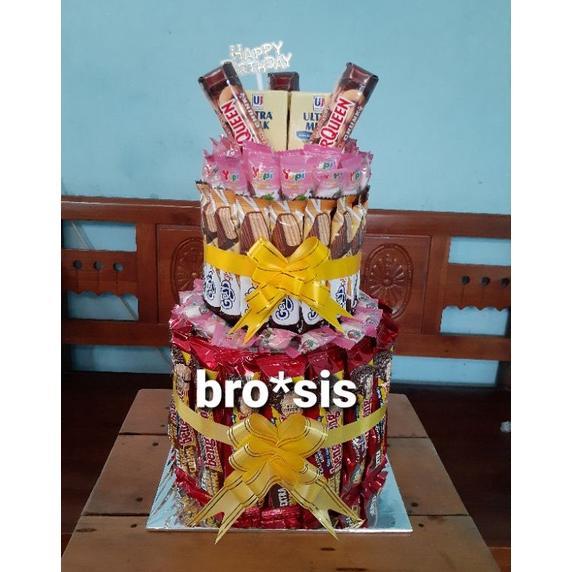 Gambar Kue Ultah snack atau kue ulang tahun snack / snack Graduation/ bucket snack/ Snack tower/snack tart dari Ethioppia undefined Tokopedia