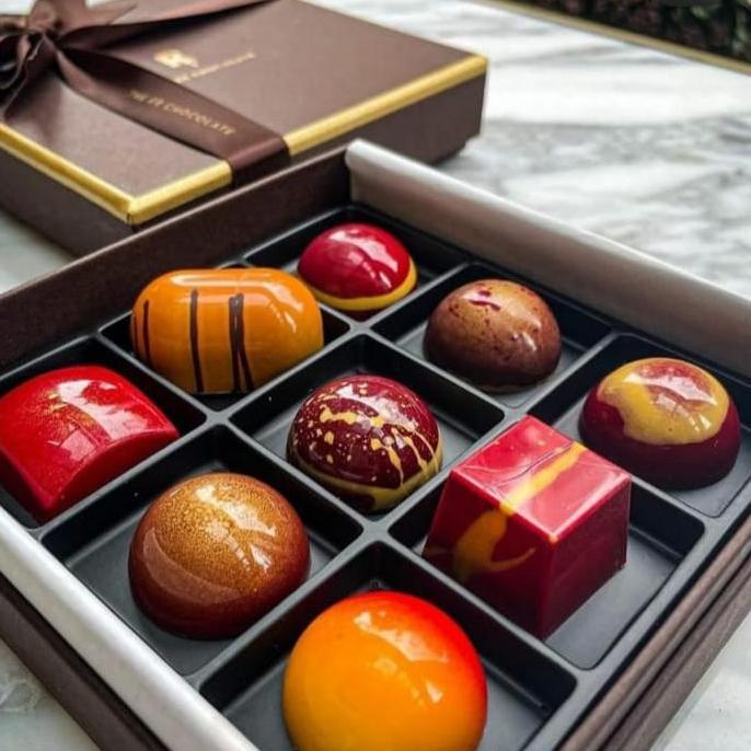 Gambar The Rr Chocolate Premium Artisan Cokelat Box #Gratisongkir - Isi 9 dari nasya16 undefined Tokopedia
