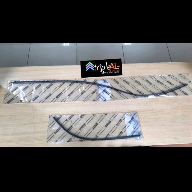 Gambar Karet Wiper Refiil All New Innova Reborn All Type Original Toyota - KIRI dari Fafain Mart undefined Tokopedia