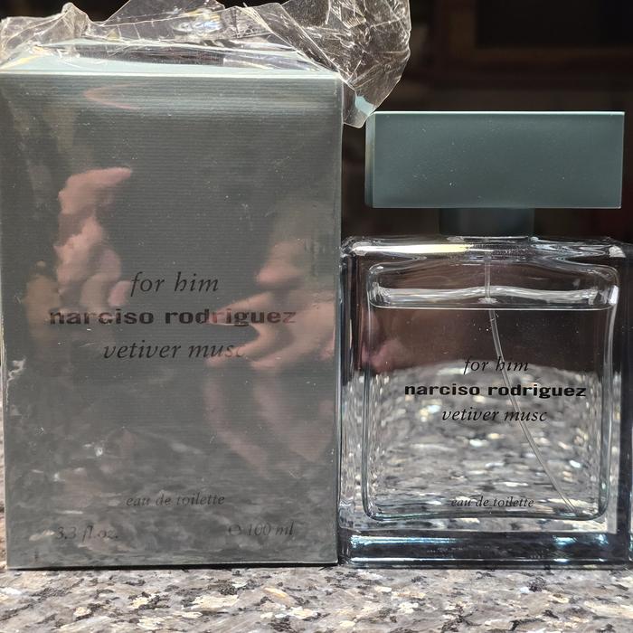 Jual Preloved Parfum Pria Narciso Rodriguez Vetiver Musc 100 ml