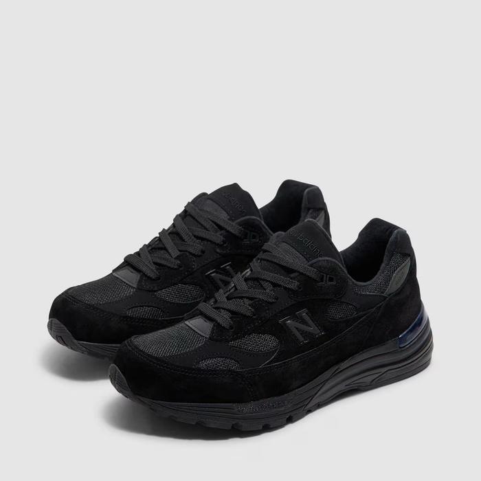 Gambar New Balance 992 Made In USA 2025 - Triple Black / Grey / Silver (100% Original Resmi) - Triple Black, 40 dari Grailedhype Sneakers Store undefined Tokopedia