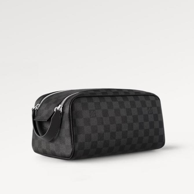 Jual Tas pouch clutch Pria man LV Louis Vuitton Dopp Kit N40127