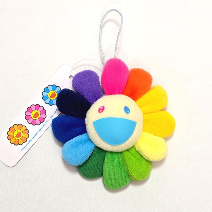 Gambar Takashi Murakami Flower Plush Badge Pin Keychain Original 100% - RAINBOW BLUE dari sneaker4play undefined Tokopedia