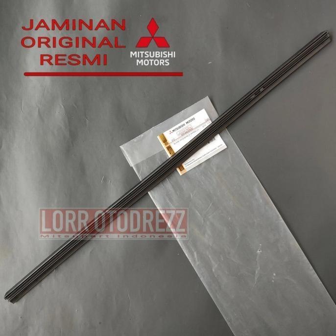 Gambar Karet wiper all new pajero sport Original depan kanan / kiri - Kanan / driver dari Mega Unggul ID undefined Tokopedia