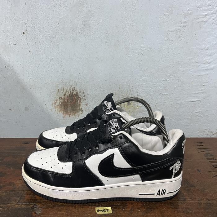 Gambar sepatu second branded nike af1 terror squad blackout size 40 dari TERMINAL SEPATU BOGOR_NEW undefined Tokopedia