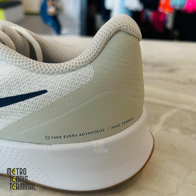 Jual SALE NIKE VAPOR LITE SUMMIT WHITE BINARY BLUE HARD COURT