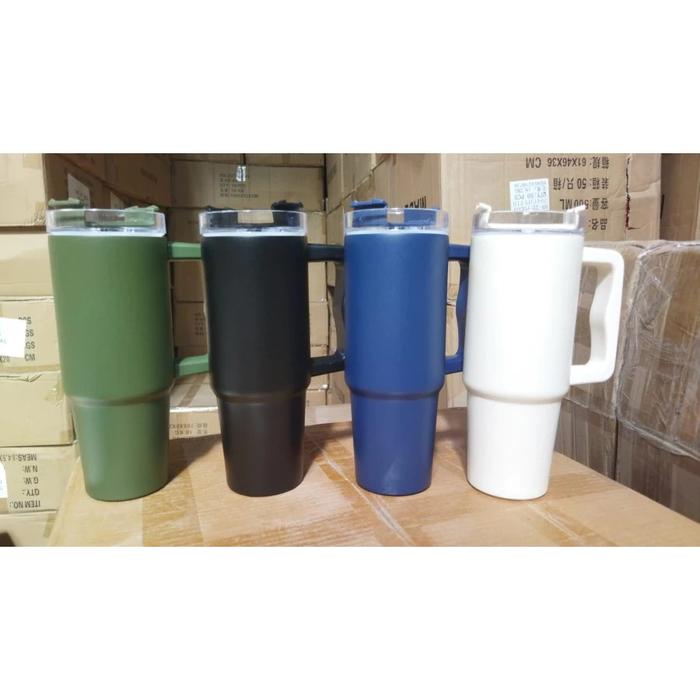 Gambar Tumbler Stanley 800ml 1200ml Termos Cruiser Gagang Botol Stainless Steel Double Wall Sedotan Cold Cup Tutup Transparan Mug Handle Putih Hitam Hijau BIru Pink - 800ml, Hitam dari TOPSOUL Jakarta undefined Tokopedia