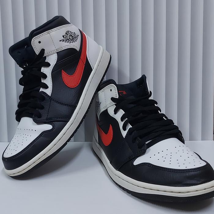 Air Jordan Mid Black Chile Red White 100 Authentic Size Eur 42us 85