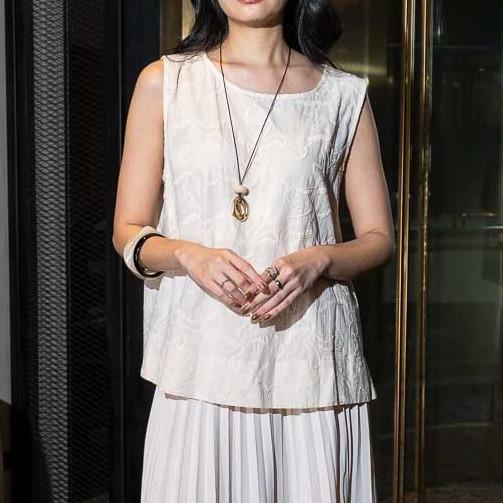 Gambar This Is April Clarice Top Baju Atasan Wanita Crochet Tanpa Lengan Blouse Korean Style Elegan Brown dan Ivory - Ivory 10054000 dari This Is April undefined Tokopedia