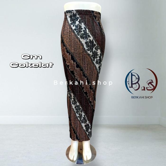 Gambar Berkahi.shop Rok Plisket Batik Model Plisket Elegan untuk Wisuda & Kebaya Pinggang Full Karet 98-100cm Semi Silk Sutra Larasati Mocca - CM COKLAT dari Berkahi.Shop undefined Tokopedia