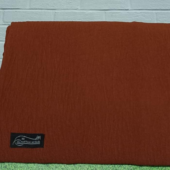 Gambar pashmina oval curve crinkle size L 170X85 Muslim Cantik Panjang Airflow - TEMBAGA dari almiftahhijab undefined Tokopedia