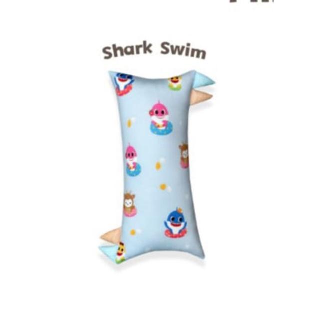 Gambar Hikarusa X Baby Shark Bantal & Guling - Hikaru Cuddle Pillow Buddy Tencel Motif Baby Shark Size XL - Guling Shark Swim, Size XL dari Renkboy Store undefined Tokopedia