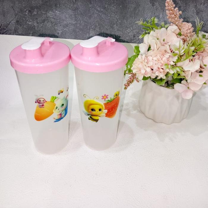 Gambar botol minum anak/botol air/botol air kulkas/botol minum estetik/botol bagus/botol cantik/BOTOL PLASTIK / TEMPAT AIR MINUM / BOTOL AIR MINUM PLASTIK / BOTOL SERBAGUNA / BOTOL PLASTIK MURAH / BOTOL MURAH / BOTOL GROSIR / BOTOL ANAK MURAH / BOTOL ANAK PLASTI - BOTOL MINUM SKY PINK  dari pasti perabot undefined Tokopedia