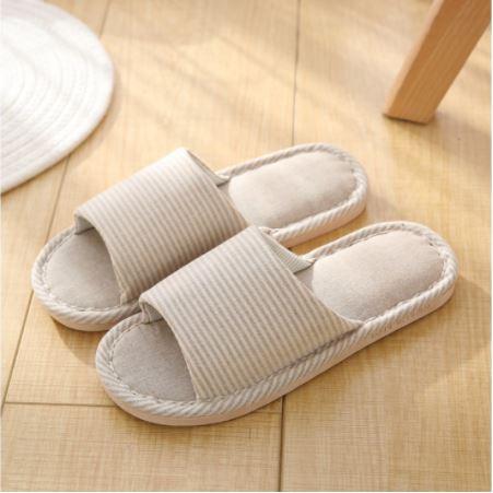 Gambar [BISA COD] Sandal Kamar Rumah Anti Slip Sandal Garis Comfy Modis Empuk Sandal Rumah Sendal Selop - Beige, 38/39 (S) dari Homecart Store undefined Tokopedia