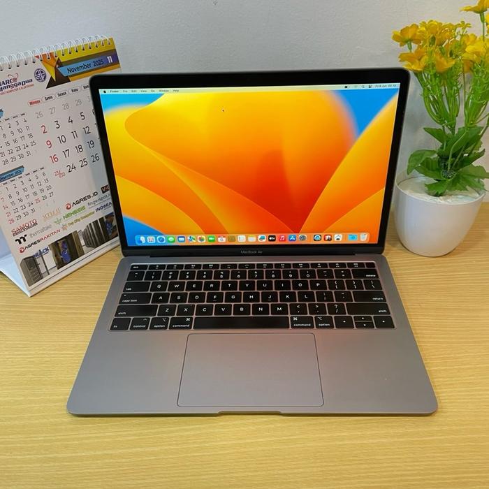 MacBook Air 13インチ 2019 スペースグレイ