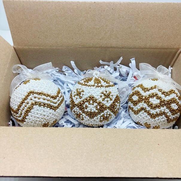 Gambar Ornament Bronze Tembaga Desain Eksklusif Paket Lima sama Paket Tiga Sedia Bola Motif Berkilau Diameter 7 Cm Cocok Untuk Dekorasi Dan Koleksi Unik - Paket A dari Sauyunan Handicraft undefined Tokopedia