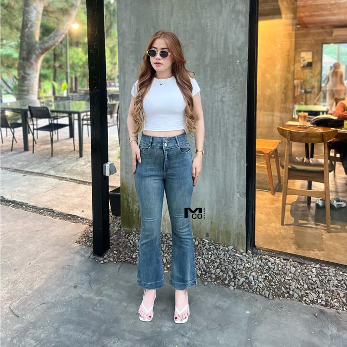 Gambar MCO JEANS – Jeans 43 | NICHI Cutbray  7/9 Jeans streatch Double Button / Highwaist / Wide Leg petite Jeans Wanita / Celana Jeans Wanita Populer - Dark Vintage 7/9, 30 dari MCOJEANS undefined Tokopedia