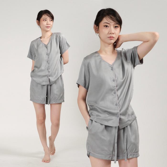 Gambar NATAHABITS - Jada Mysa Set - TENCEL Lyocell - Kerah V-Neck - Short Sleeve Short Pant - Baju Tidur Wanita Dewasa - Baju Tidur - Premium Sleepwear - Pajamas - One Set - Belgian Gray, XL dari NATAHABITS undefined Tokopedia