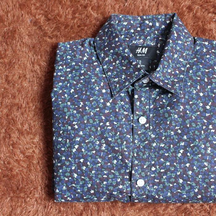 Gambar Baju Kemeja lengan panjang"H&M easy iron " meterial berkualitas, tebal, tidak gampang kusut Size XS slimfit lebar dada 46 panjang 70cm. keren dari zaldy toko undefined Tokopedia