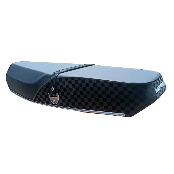 Gambar Jok Motor Astrea Gren Motif Catur dan Ombak Model Tleser Tepas Paha Anti Gembos - HALUS CATUR dari ANEKA JOK MOTOR KLASIC undefined Tokopedia