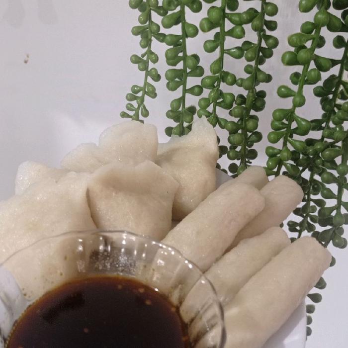 Gambar Pempek Ikan Putak/Belida/Gabus Frozen Food dari Kedai Pempek Bu Ota undefined Tokopedia