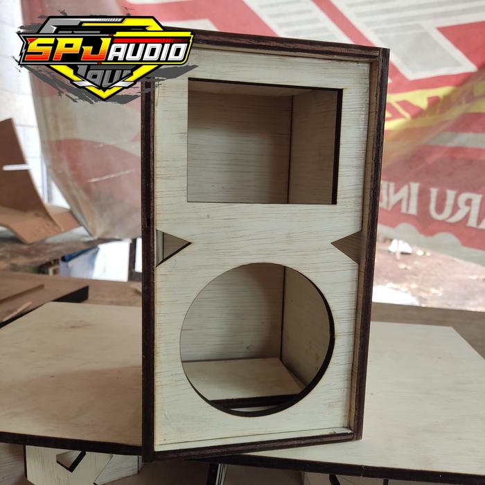 Gambar Box Speaker Line Array 4 Inch Lubang Twitter AX 65 Miniatur Sound System SPJ AUDIO - Line Array 4 inch dari SPJ AUDIO undefined Tokopedia