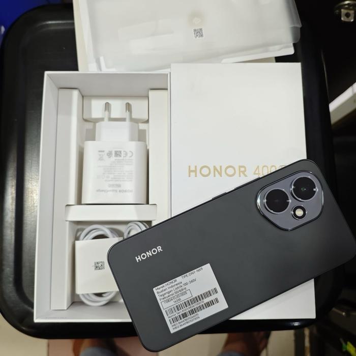Gambar Honor 400 5g ram 12/512 second fullset original like new garansi panjang dari Zr phone undefined Tokopedia