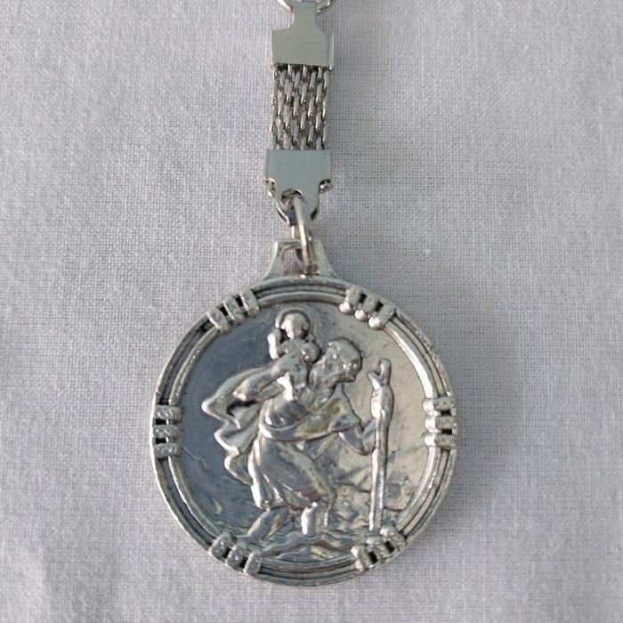 Gambar GANTUNGAN KUNCI SANTO KRISTOFORUS - SOUVENIR ROHANI - Bulat List dari Pondok Rohani Pamulang undefined Tokopedia