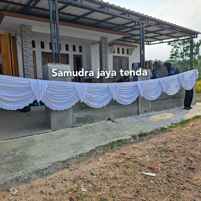 Gambar 4 mtr rumbai poni tenda/ ilir tenda  Outdoor - putih dari konveksi samudra jaya tenda undefined Tokopedia