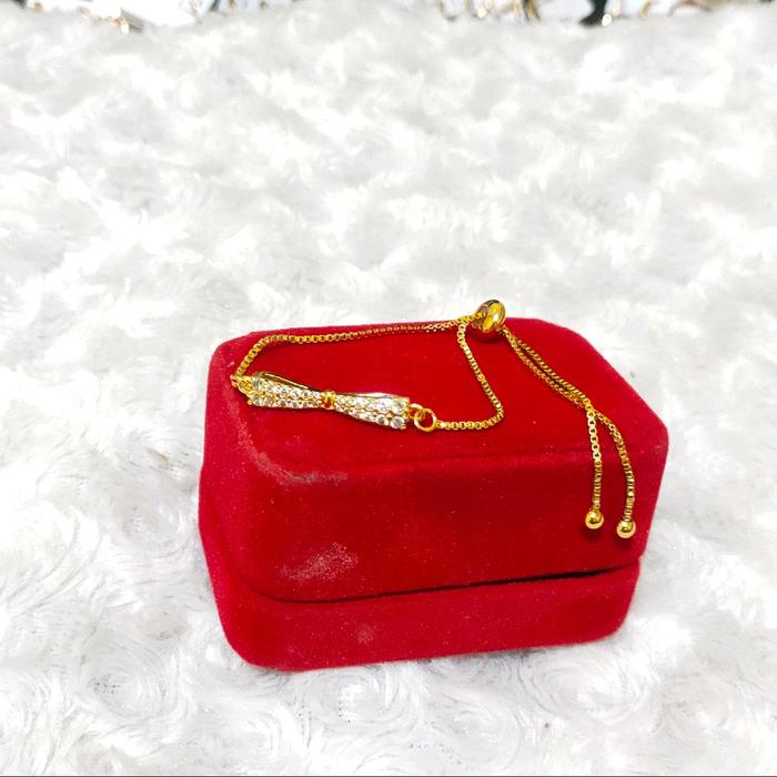 Gambar GELANG SERUT LAPIS EMAS ANTI GATAL ANTI LUNTUR - pita warna dari Hanna nia undefined Tokopedia