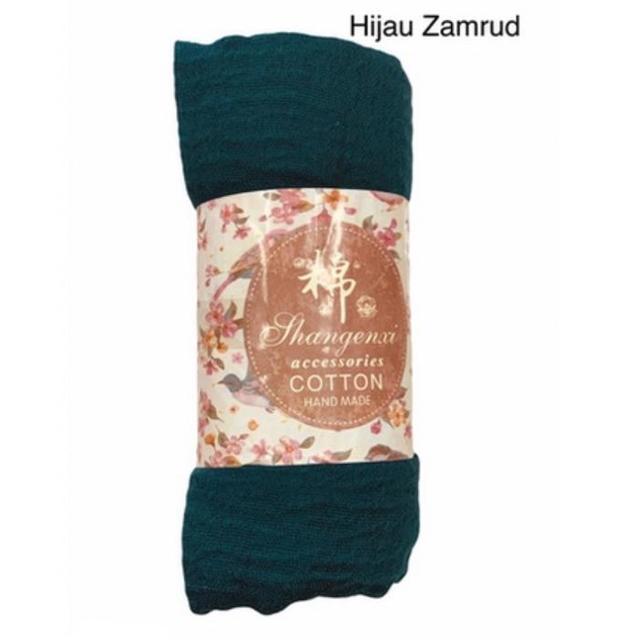 Gambar HIJAB PASHMINA CRINKLE SHAWL COTTON WIDE JILBAB BAHAN KATUN PASMINA RAWIS FASHION MUSLIMAH - Hijau Zamrud dari Serba Serbi 888 undefined Tokopedia