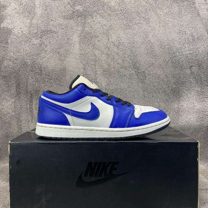 Gambar Sepatu Second Nike Air Jordan 1 Low Game Royal Blue Size 41 Original Guarantee 100% dari Dhea Kusuma Sneakers undefined Tokopedia
