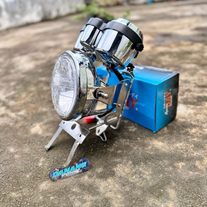 Gambar Lampu Daymaker 7 inch full Set Batok ninja Speedo ninja breket lampu ninja untuk pemakian shok depan ninja gorilla mitsuyo nagoya dus coklat PNP megapro mega pro tiger ninja ss r vixion cb150r old megapro mp Verza Motor Foto Baut Sepeda Motorcycle Dudukan - Daymaker Set DAY+Speedo Aja, PNP Vixion dari Danang Speedshop_NEW undefined 4 Tokopedia