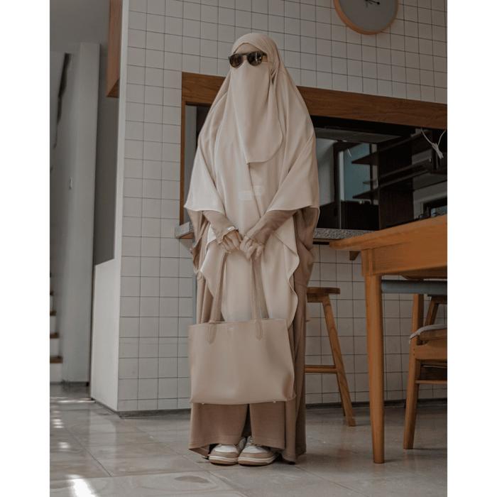 Gambar Kiya | Gamis Abaya Umrah Muslimah Premium Knit Menyerap Keringat Double Pocket Casual Ala Cargo - Affogato, XS dari DMP Abaya French Khimar undefined Tokopedia