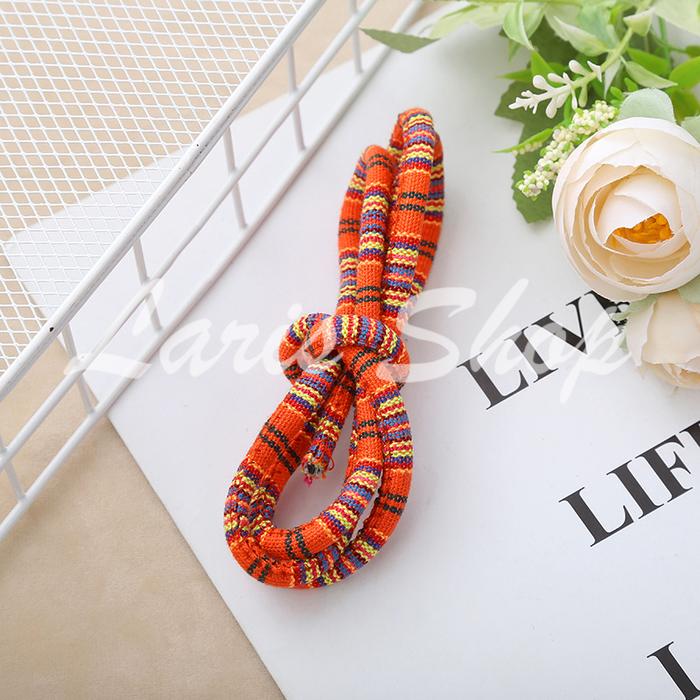 Gambar Tali Matif Tenun Tali Batik Songket Tebal Bahan Kalung Gelang Perhiasan Corak Etnik Tribal Orange Kuning Pink Putih Merah Marun Biru - Orange Kuning dari larisshops2 undefined Tokopedia