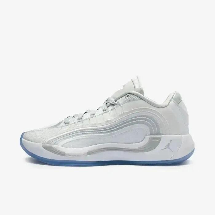 Gambar Sepatu Basket Pria Jordan Luka 4 TB HQ9012-100 - US 7/40 dari All Courts basketball undefined Tokopedia