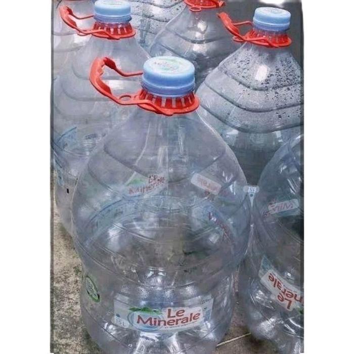 Gambar Galon Kosongan Le Minerale 15 liter Bottles Water Kitchenware Wadah Ikan - dengan tutup dari HNCT 22 undefined Tokopedia
