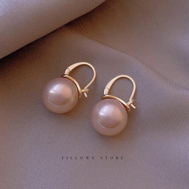 Gambar Anting Tusuk Mutiara Sedang Perhiasan Fashion Wanita Terbaru Model Simple Sederhana Elegan AT02 - Pink dari Fillows Store undefined Tokopedia