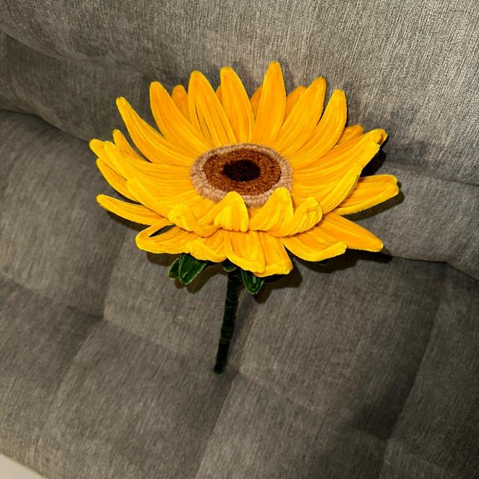 Gambar SUNFLOWER JUMBO BUNGA MATAHARI JUMBO PIPE CLEANER KAWAT BULU - Kuning tua dari Toko Mbak Nik Pasar Tarik undefined Tokopedia