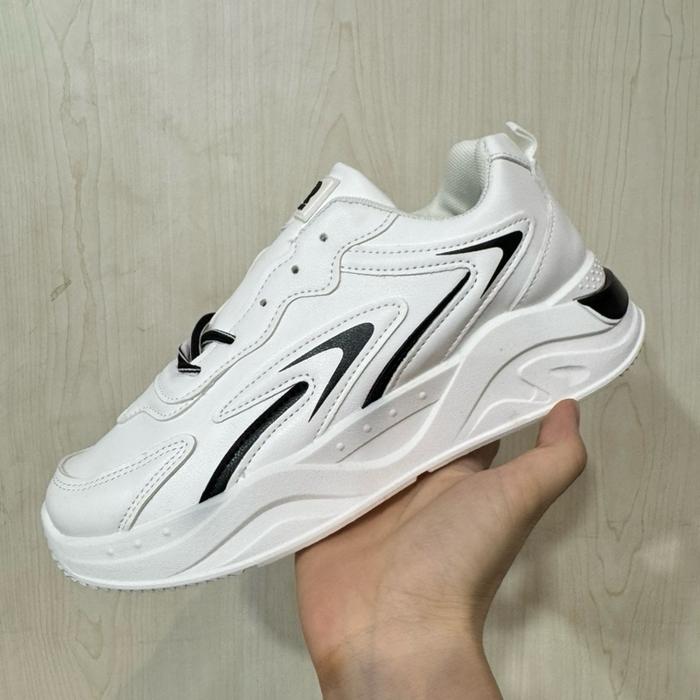 Gambar Sepatu Putih RAFA Import AYLEEN DAVINE AUDI JARDINE CHARLEEN ANGEL TITANS AMELIA YOVIE LINDY STELLA ELLA CHANDICE MULBERRY JASOLA AZANY - Cornelia Putih Hitam, 39 dari Top Shoes undefined Tokopedia