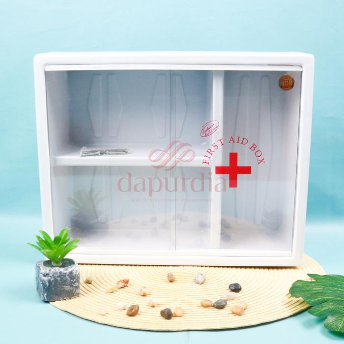 Gambar Maspion Kotak P3K MK11 Kotak Obat Dinding First Aid Box Plastik Mika Putih Tutup Transparan Ukuran 35x10x28 cm Tempel Dinding Aman dan Rapi dari Ratu dapur_NEW undefined Tokopedia