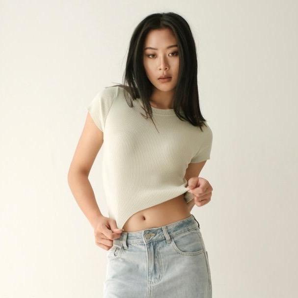 Gambar KLEIN Top Kaos Tencel Wanita - Mint dari Bravish undefined Tokopedia