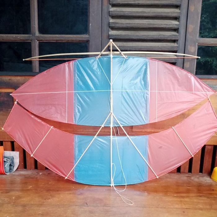 Gambar TERLARIS Layangan gapangan pegon 1 meter lengkap - Merah hitam, 1meter dari Toko Mustika Maju undefined 5 Tokopedia