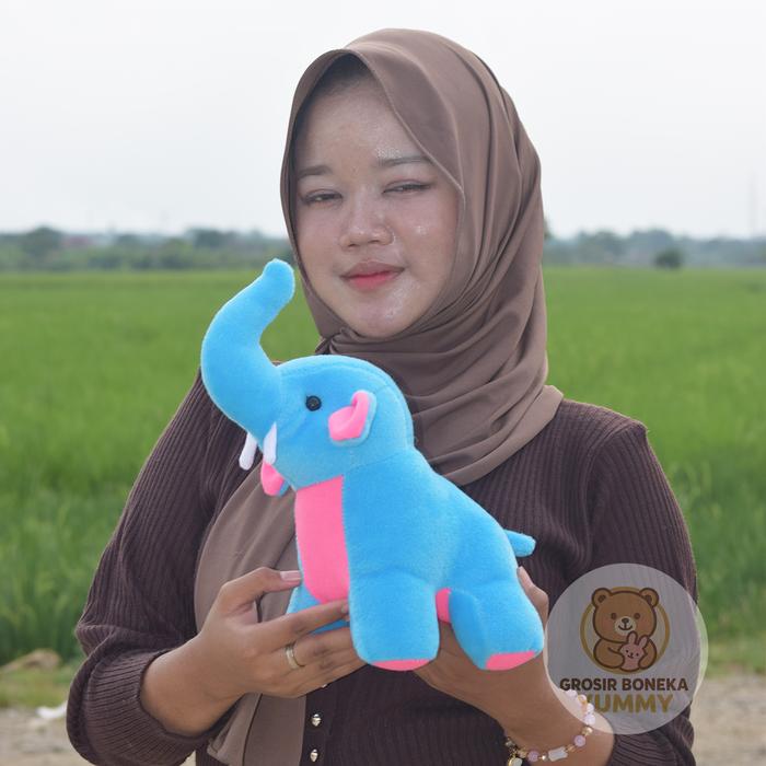 Gambar Obral Boneka Gajah Elephant Ukuran S Small Lucu Cocok Untuk Hadiah Wisuda Atau Kado - biru dari YummyShopp undefined Tokopedia